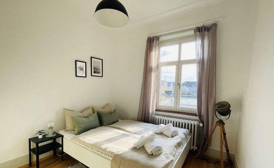 Aaria Home