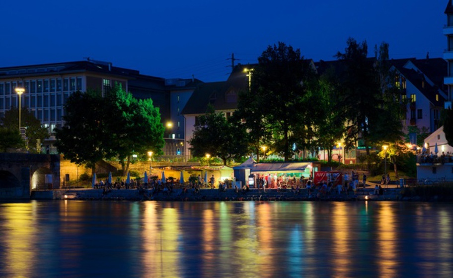 Aare Chalet / Aarebistro